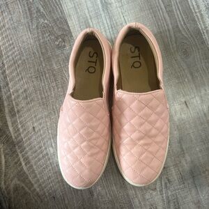 Women's Pink Quilted Slip-On Shoes